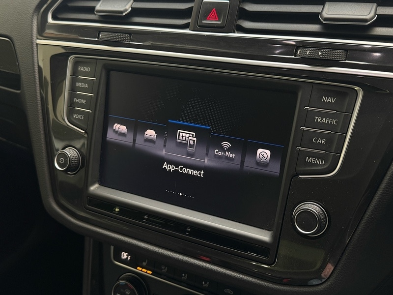 Used Volkswagen Tiguan 2016 for sale - 77288694: Photo 24