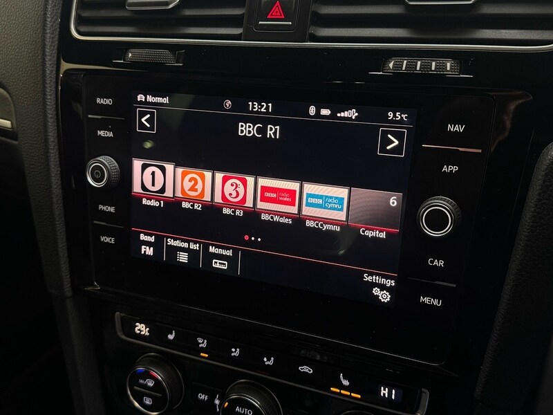 Used Volkswagen Golf 2018 for sale - 76821334: Photo 16