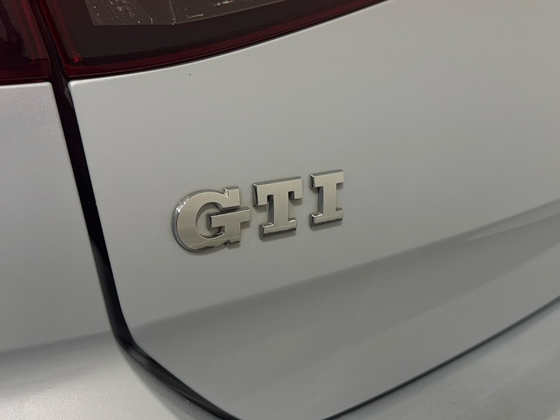 Used Volkswagen Golf 2018 for sale - 76821334: Photo 21