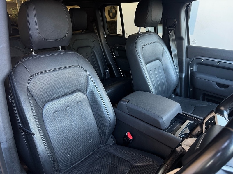 Used Land Rover Defender 2021 for sale - 77668016: Photo 10