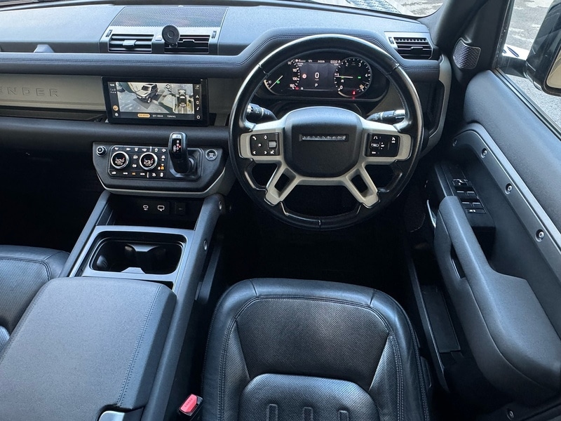 Used Land Rover Defender 2021 for sale - 77668016: Photo 12