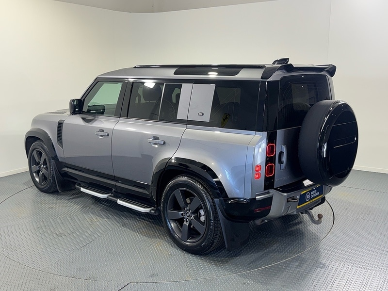 Used Land Rover Defender 2021 for sale - 77668016: Photo 5