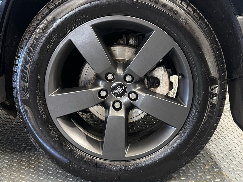 Used Land Rover Defender 2021 for sale - 77668016: Photo 54