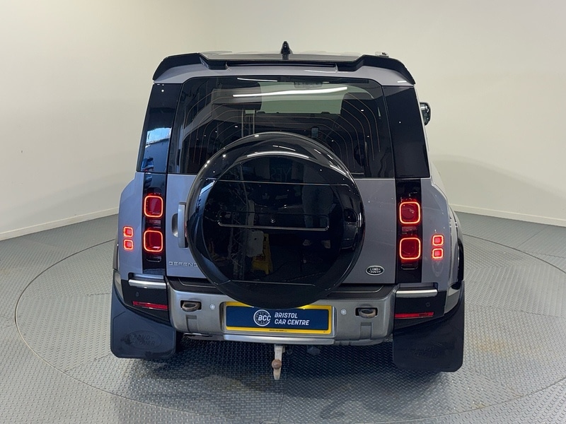 Used Land Rover Defender 2021 for sale - 77668016: Photo 8