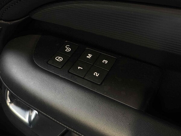 Used Land Rover Discovery 2018 for sale - 75673822: Photo 22