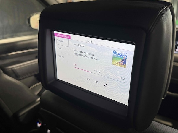 Used Land Rover Discovery 2018 for sale - 75673822: Photo 38