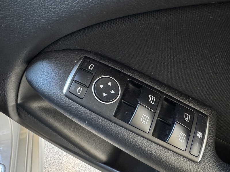 Used Mercedes-Benz B Class 2014 for sale - 77172809: Photo 13