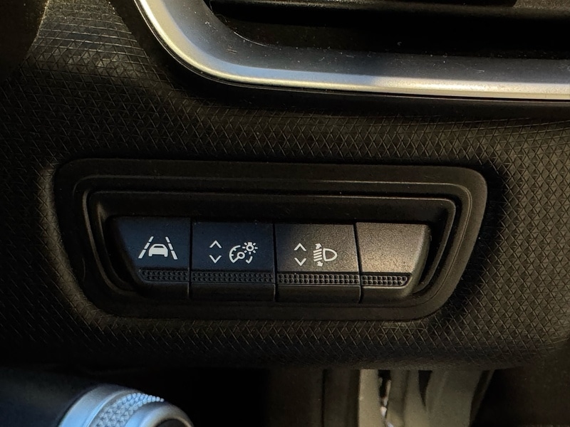 Used Renault Clio 2020 for sale - 76582947: Photo 15