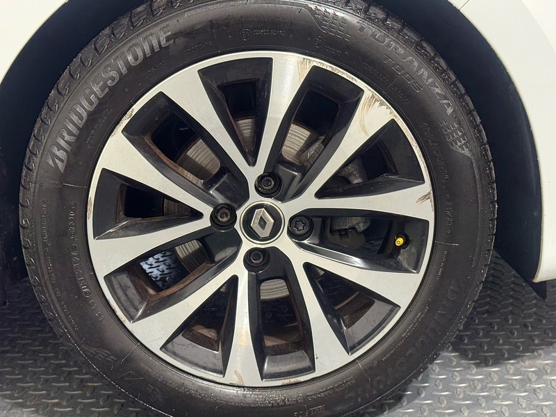 Used Renault Clio 2020 for sale - 76582947: Photo 29