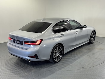 Used BMW 3 Series 2020 for sale - 76126046: Photo 3