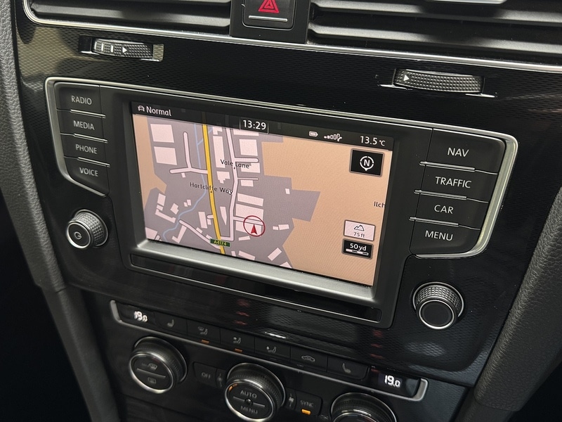 Used Volkswagen Golf 2016 for sale - 76263833: Photo 15
