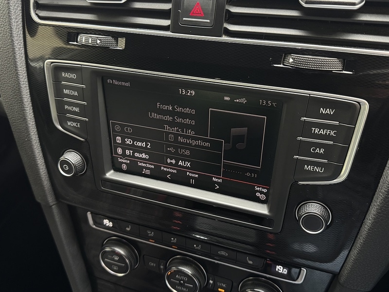 Used Volkswagen Golf 2016 for sale - 76263833: Photo 17
