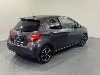 Used Toyota Yaris 2016 for sale - 76230481: Photo