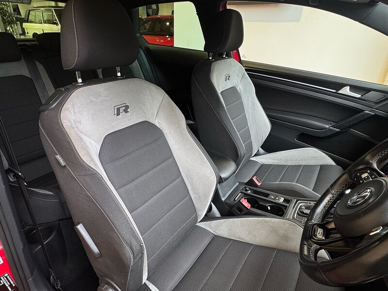 Used Volkswagen Golf 2016 for sale - 77850879: Photo 10