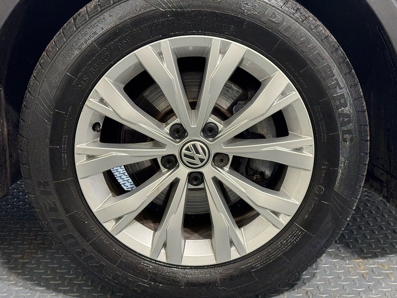 Used Volkswagen Tiguan 2017 for sale - 76570694: Photo 32