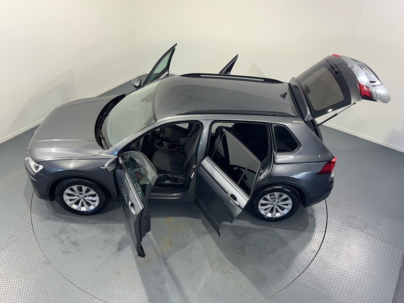 Used Volkswagen Tiguan 2017 for sale - 76570694: Photo 38