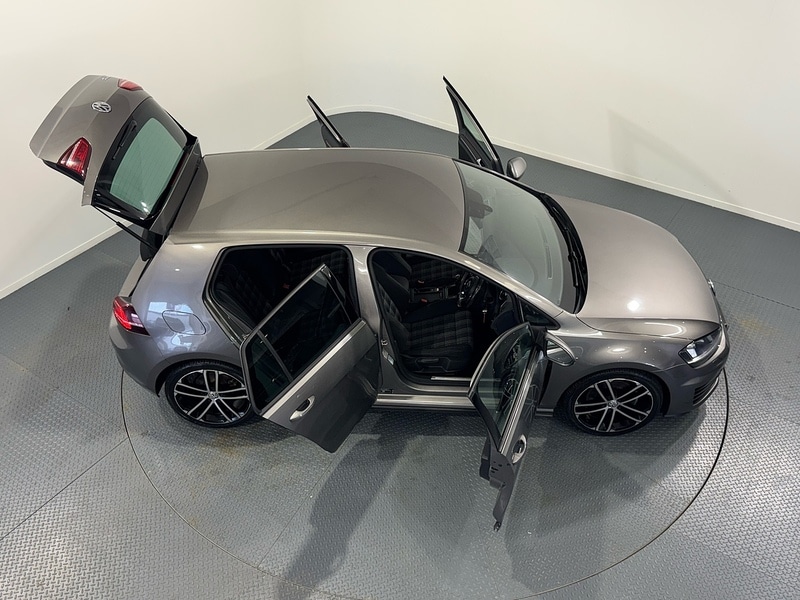 Used Volkswagen Golf 2015 for sale - 77605249: Photo 39