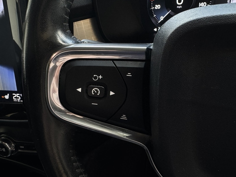 Used Volvo XC40 2019 for sale - 76357048: Photo 24