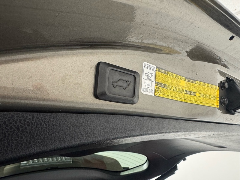 Used Toyota RAV4 2013 for sale - 77213081: Photo 21