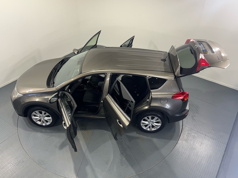 Used Toyota RAV4 2013 for sale - 77213081: Photo 39