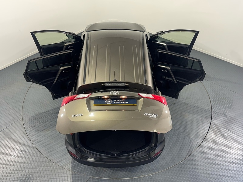 Used Toyota RAV4 2013 for sale - 77213081: Photo 40