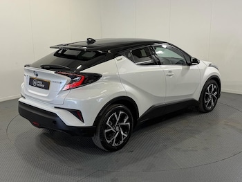 Used Toyota C-HR 2018 for sale - 79378925: Photo