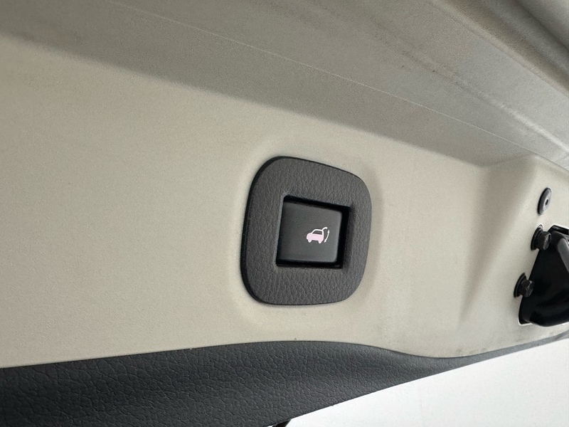 Used Nissan X-Trail 2016 for sale - 76686829: Photo 32