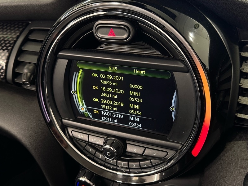 Used MINI Convertible 2016 for sale - 77535550: Photo 19