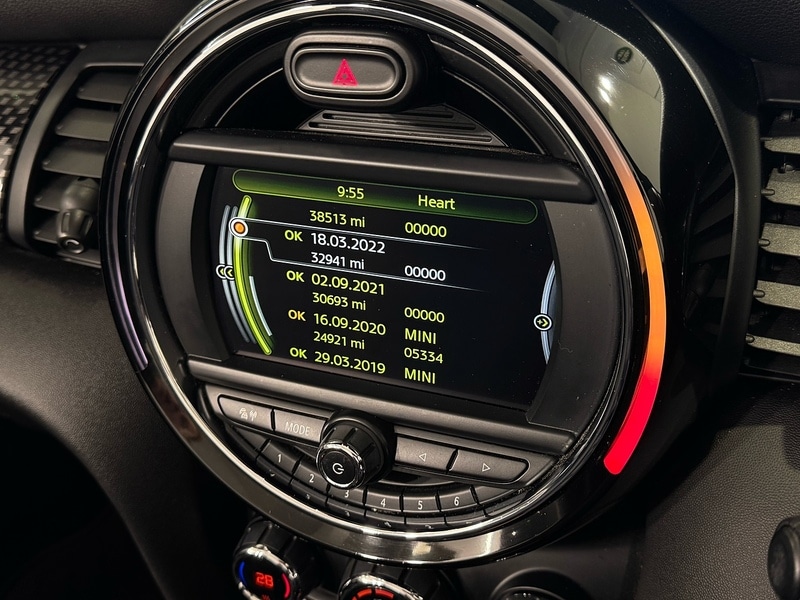 Used MINI Convertible 2016 for sale - 77535550: Photo 21