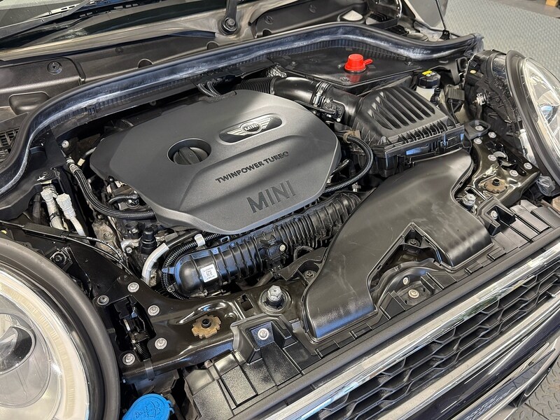 Used MINI Convertible 2016 for sale - 77535550: Photo 45