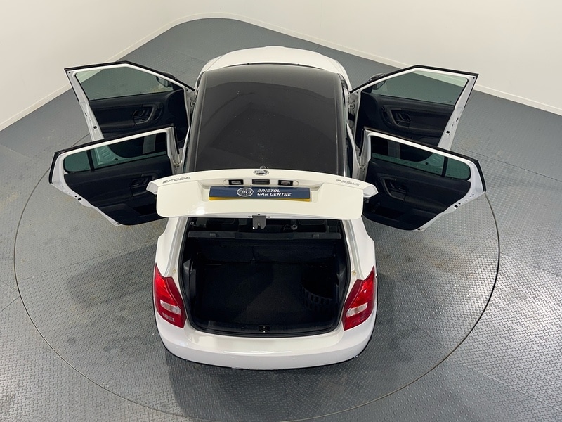 Used Skoda Fabia 2014 for sale - 77055089: Photo 36