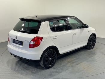 Used Skoda Fabia 2014 for sale - 77055089: Photo