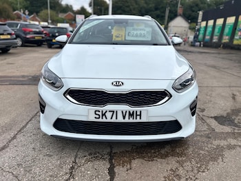 Used Kia Ceed 2021 for sale - 76109231: Photo