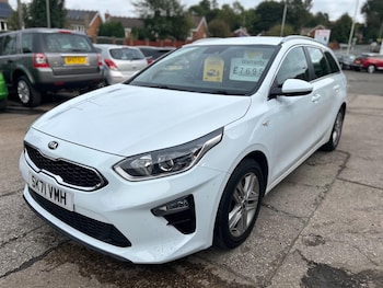 Used Kia Ceed 2021 for sale - 76109231: Photo