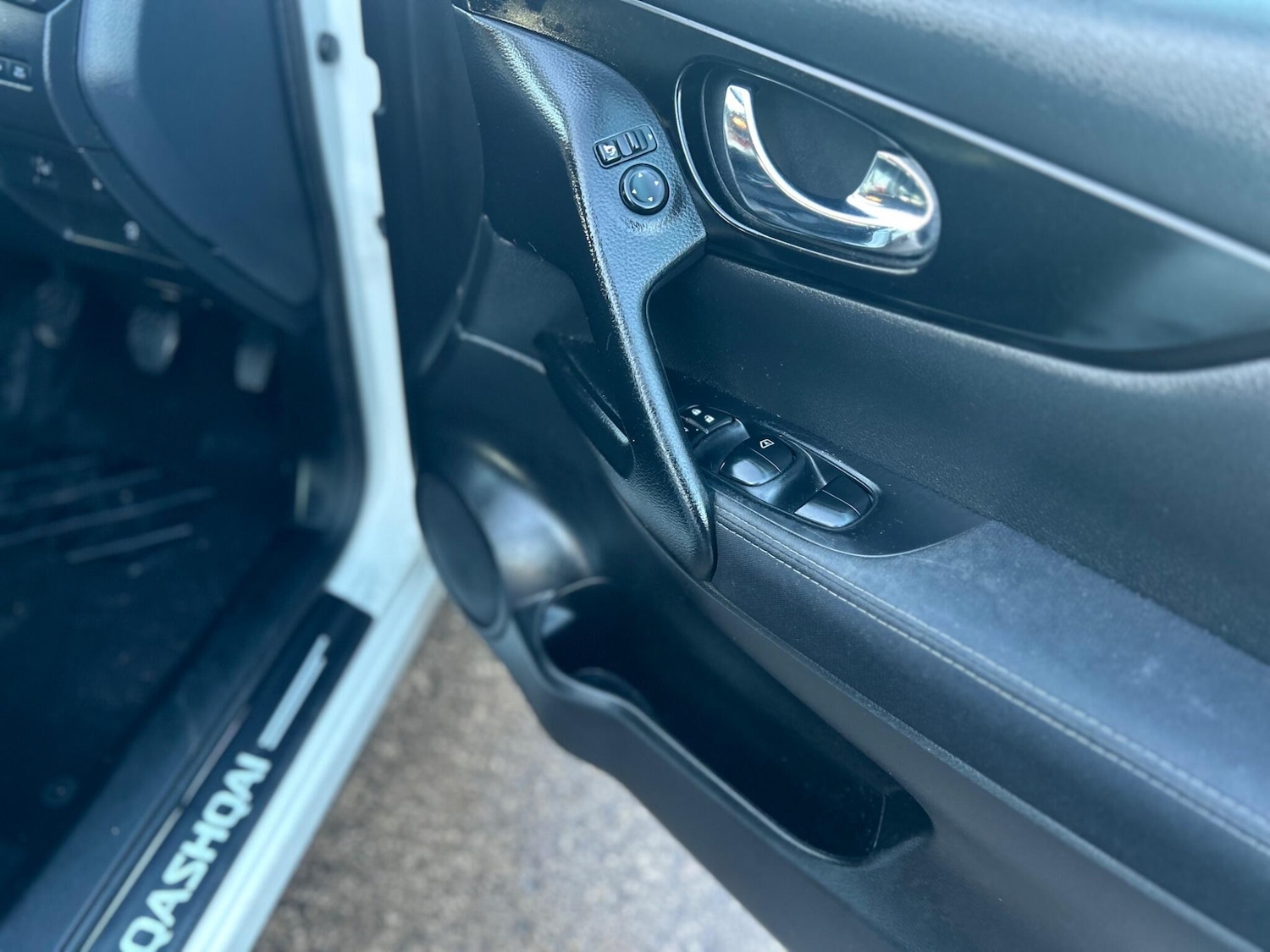 Used Nissan Qashqai 2014 for sale - 77237893: Photo 11