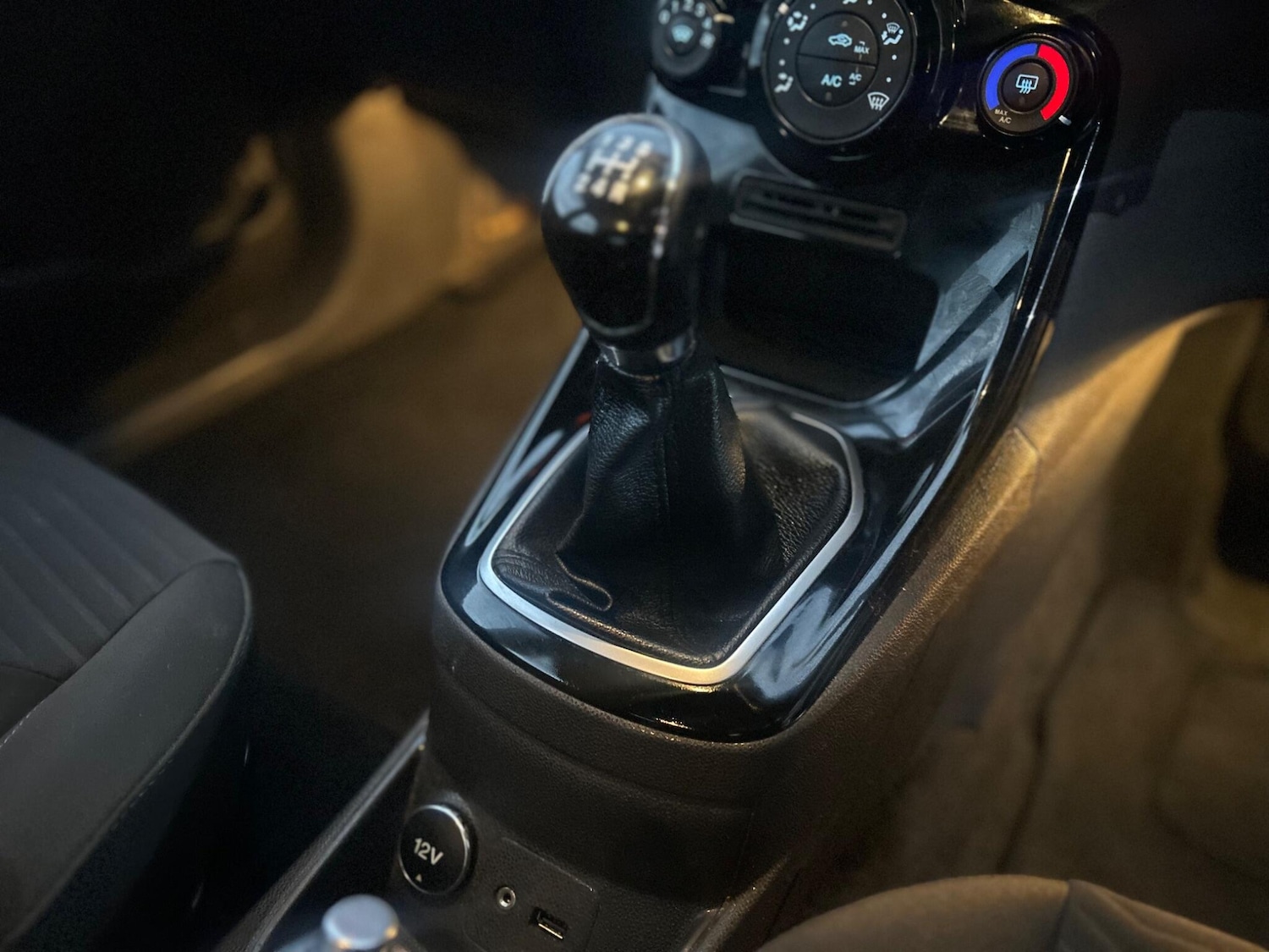 Used Ford Fiesta 2013 for sale - 76886502: Photo 15