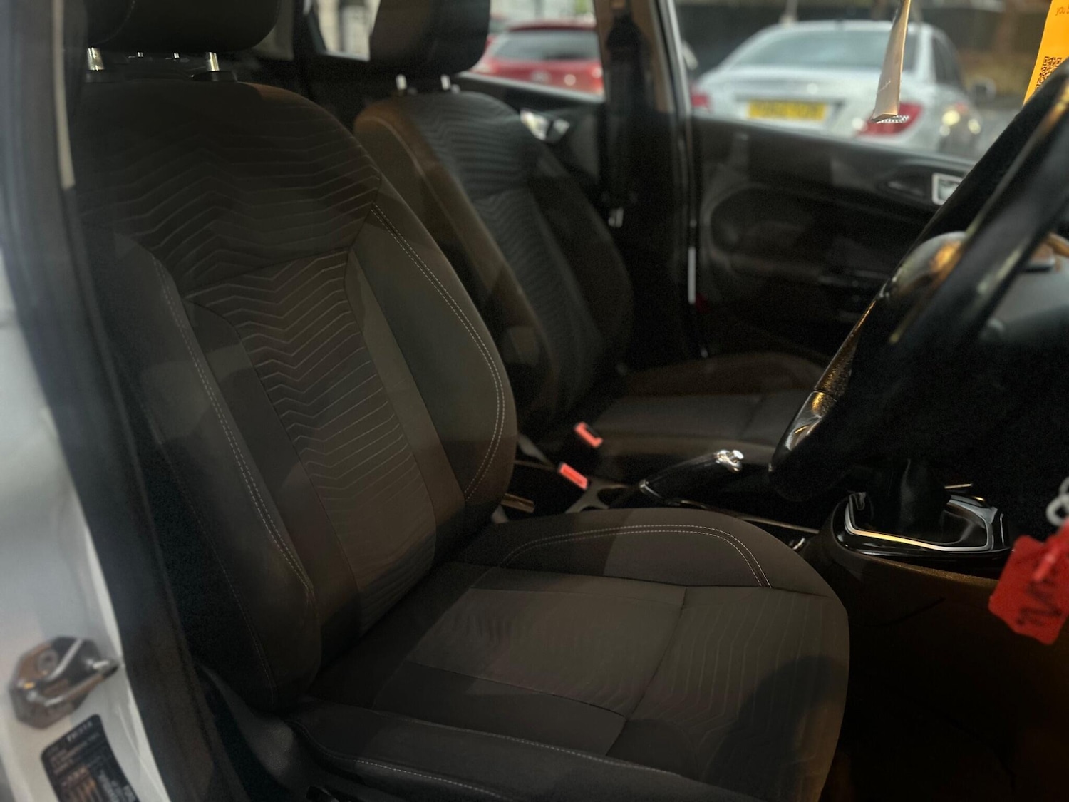 Used Ford Fiesta 2013 for sale - 76886502: Photo 16