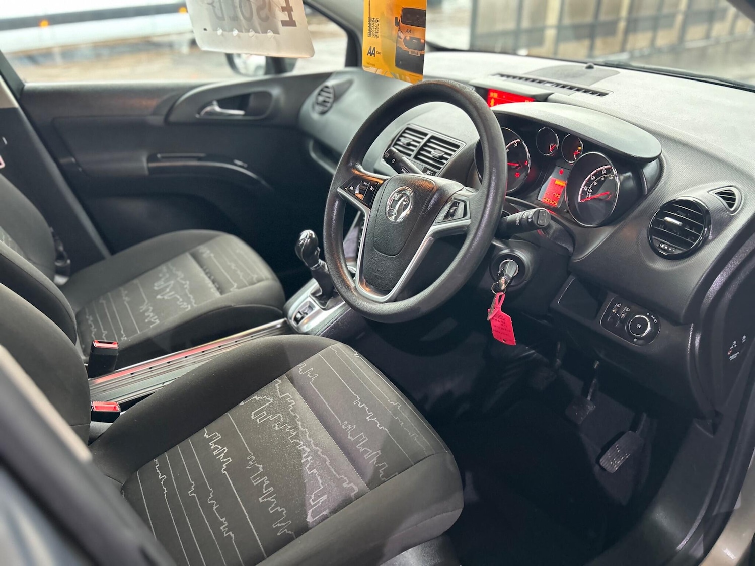 Used Vauxhall Meriva 2015 for sale - 76752740: Photo 10