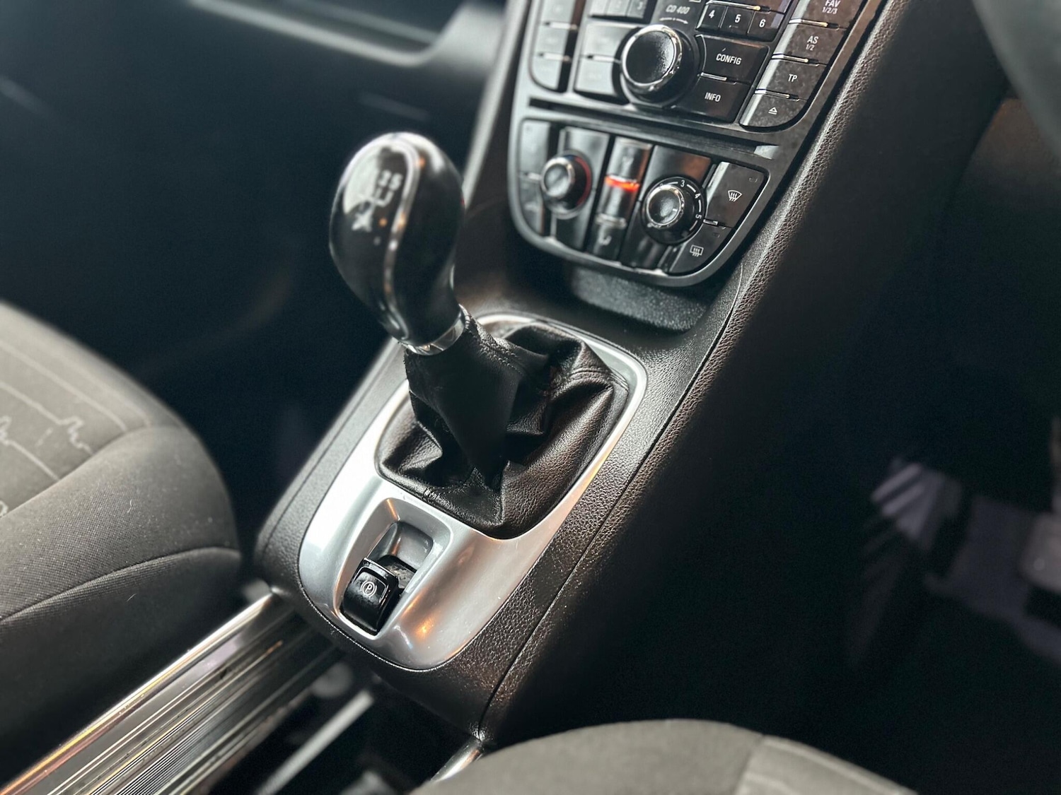 Used Vauxhall Meriva 2015 for sale - 76752740: Photo 15