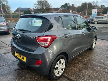Used Hyundai i10 2015 for sale - 76550270: Photo