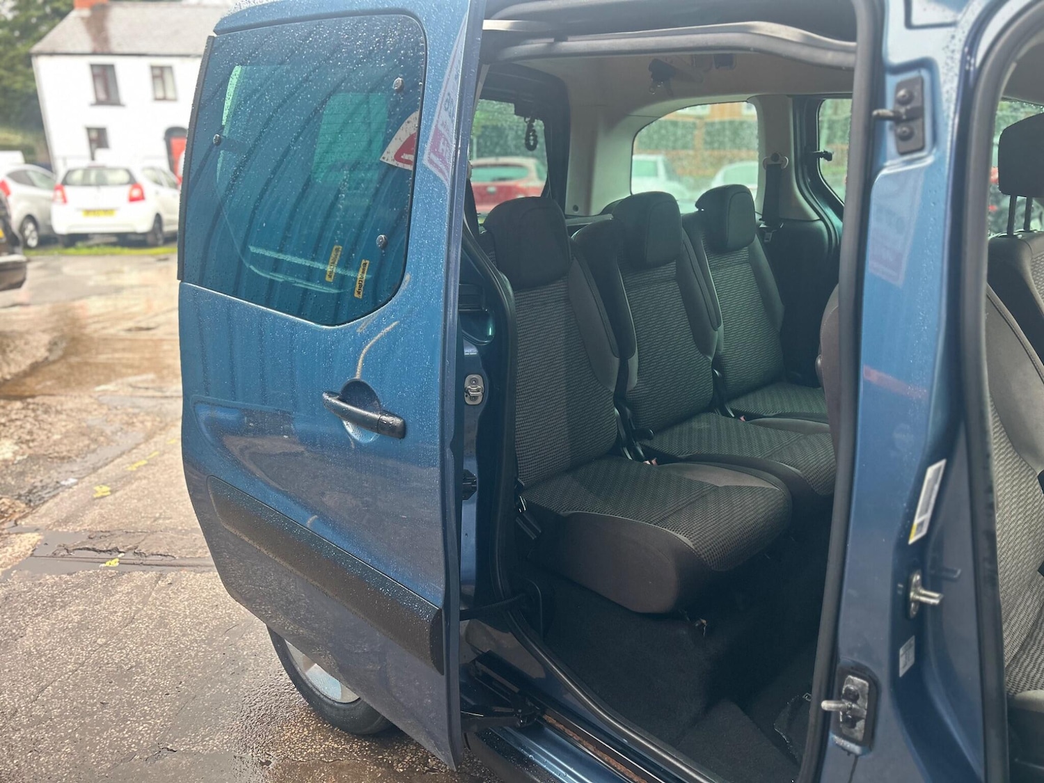 Used Peugeot Partner Tepee 2015 for sale - 76823777: Photo 16