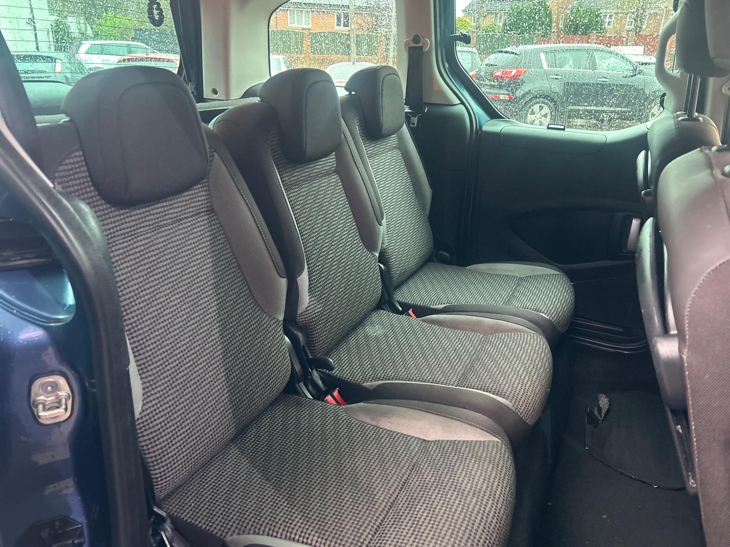 Used Peugeot Partner Tepee 2015 for sale - 76823777: Photo 17