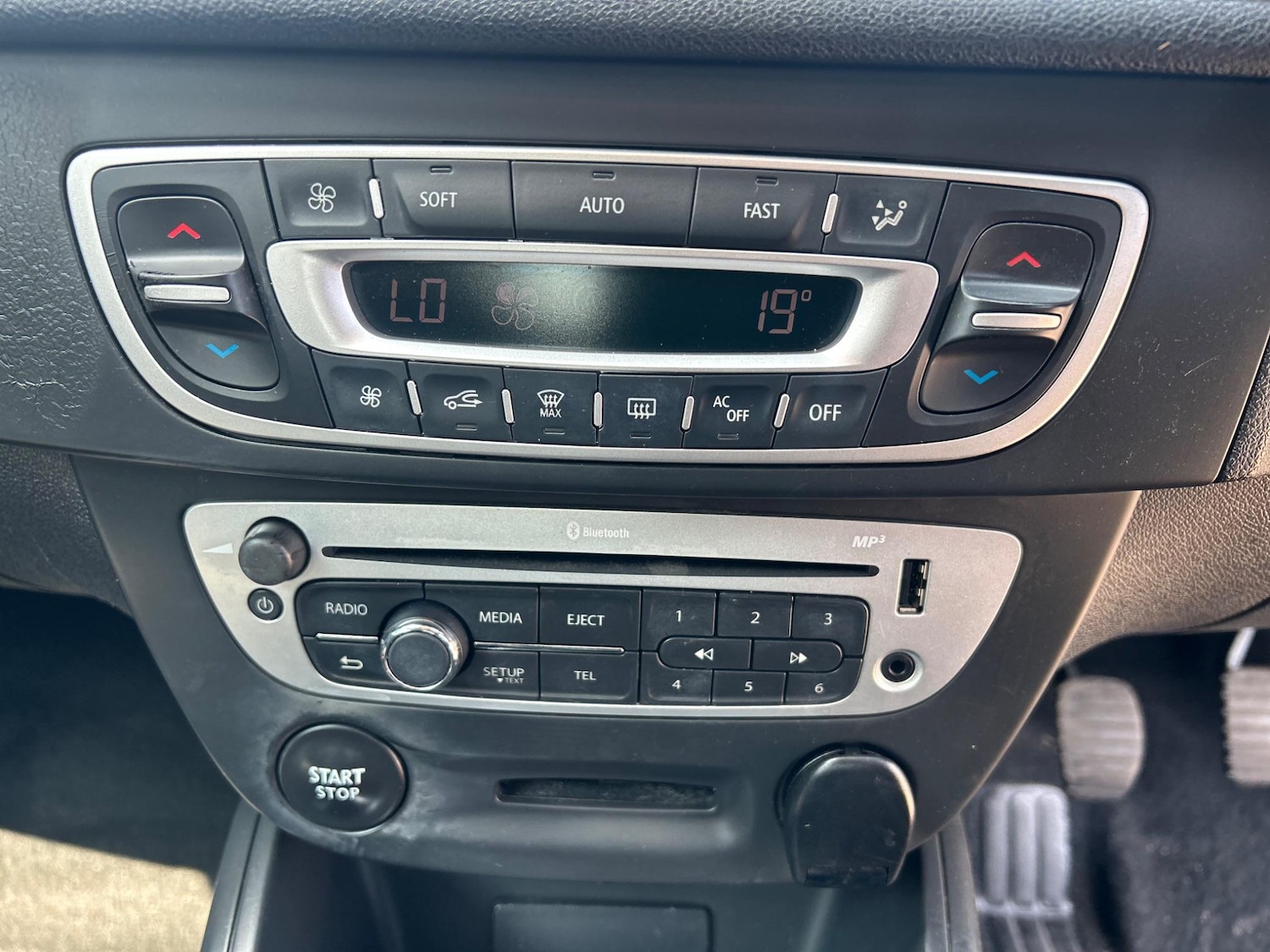 Used Renault Megane 2014 for sale - 76993690: Photo 17