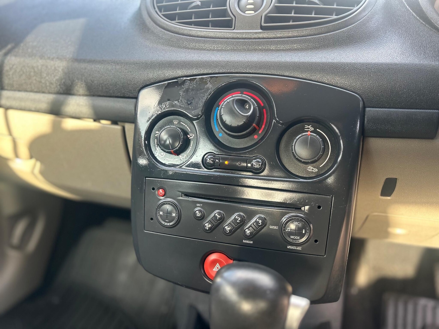 Used Renault Clio 2007 for sale - 76512127: Photo 16