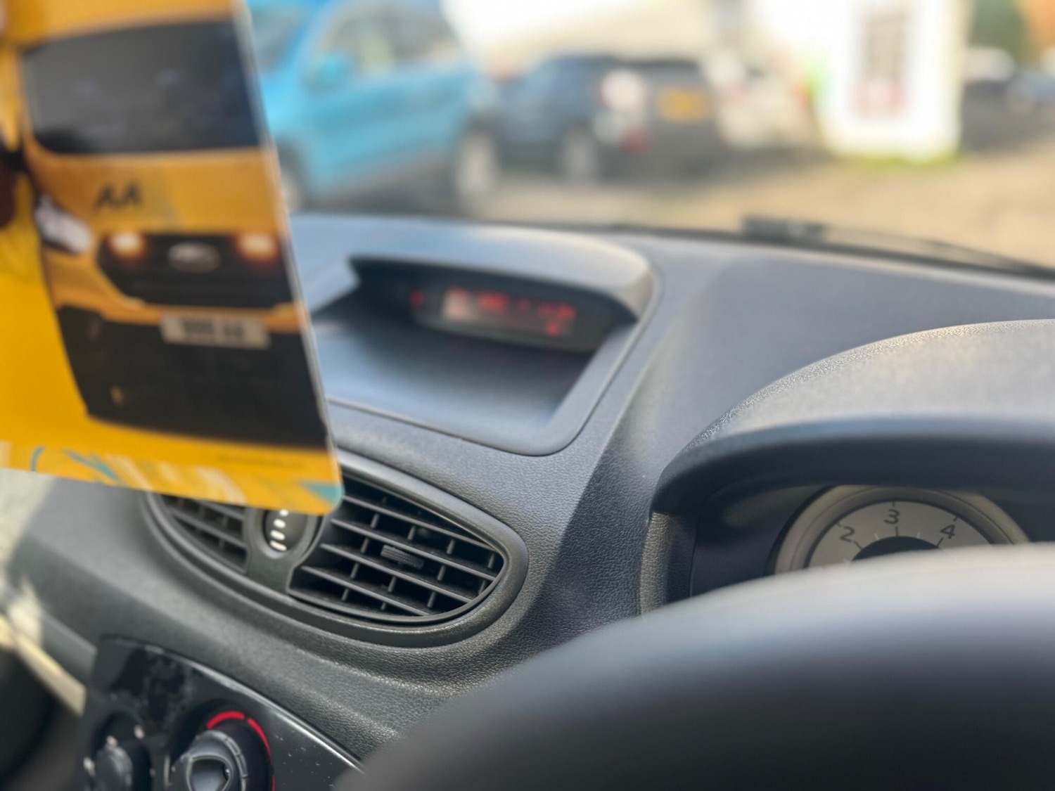 Used Renault Clio 2007 for sale - 76512127: Photo 30