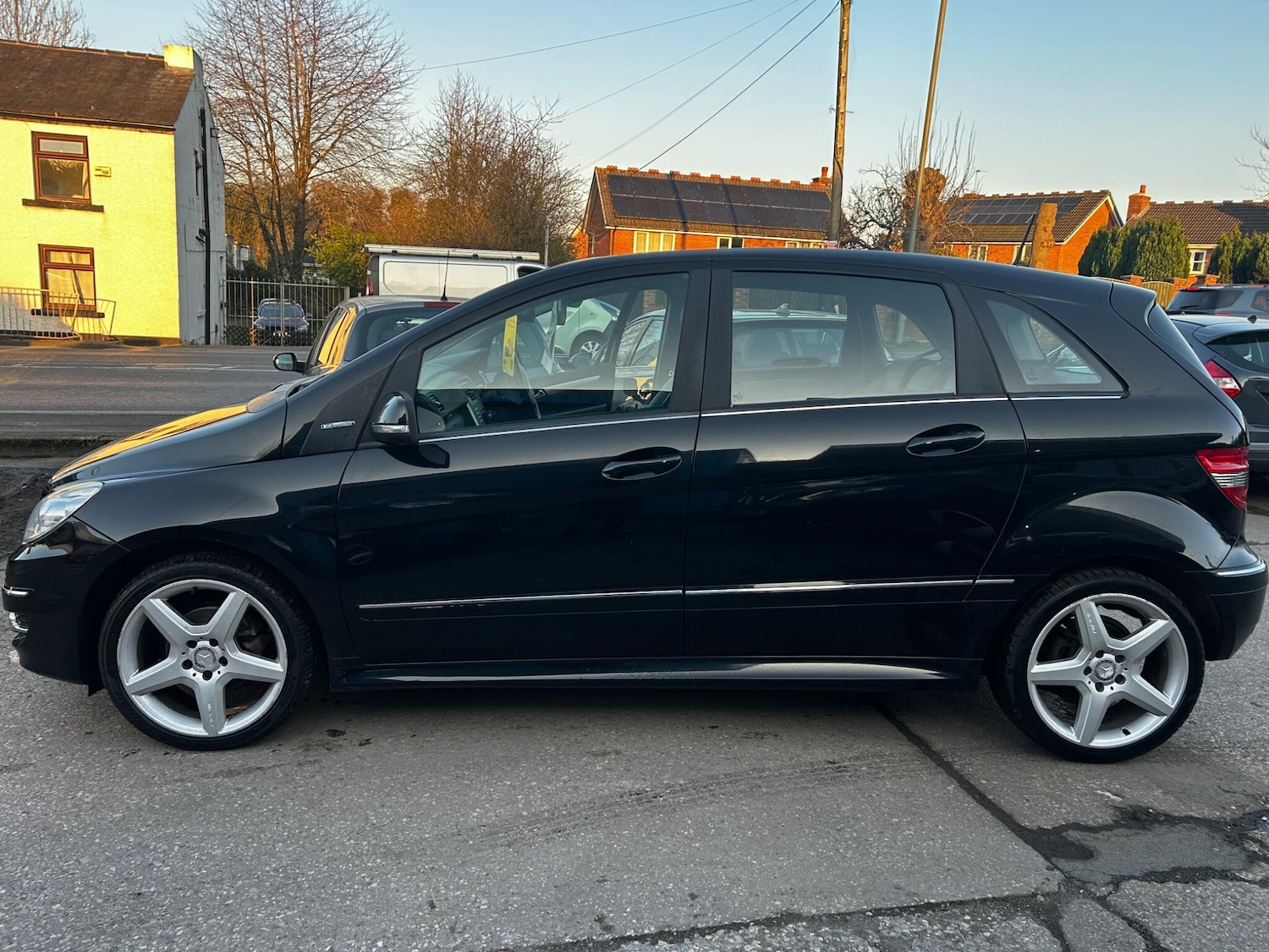 Used Mercedes-Benz B Class for sale - 77752869: Photo 2