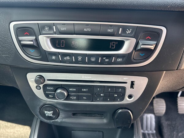 Used Renault Megane 2014 for sale - 74990581: Photo 17