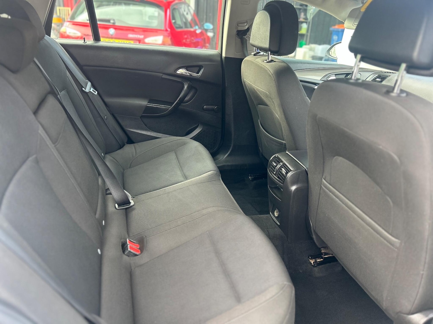 Used Vauxhall Insignia 2010 for sale - 76994317: Photo 16