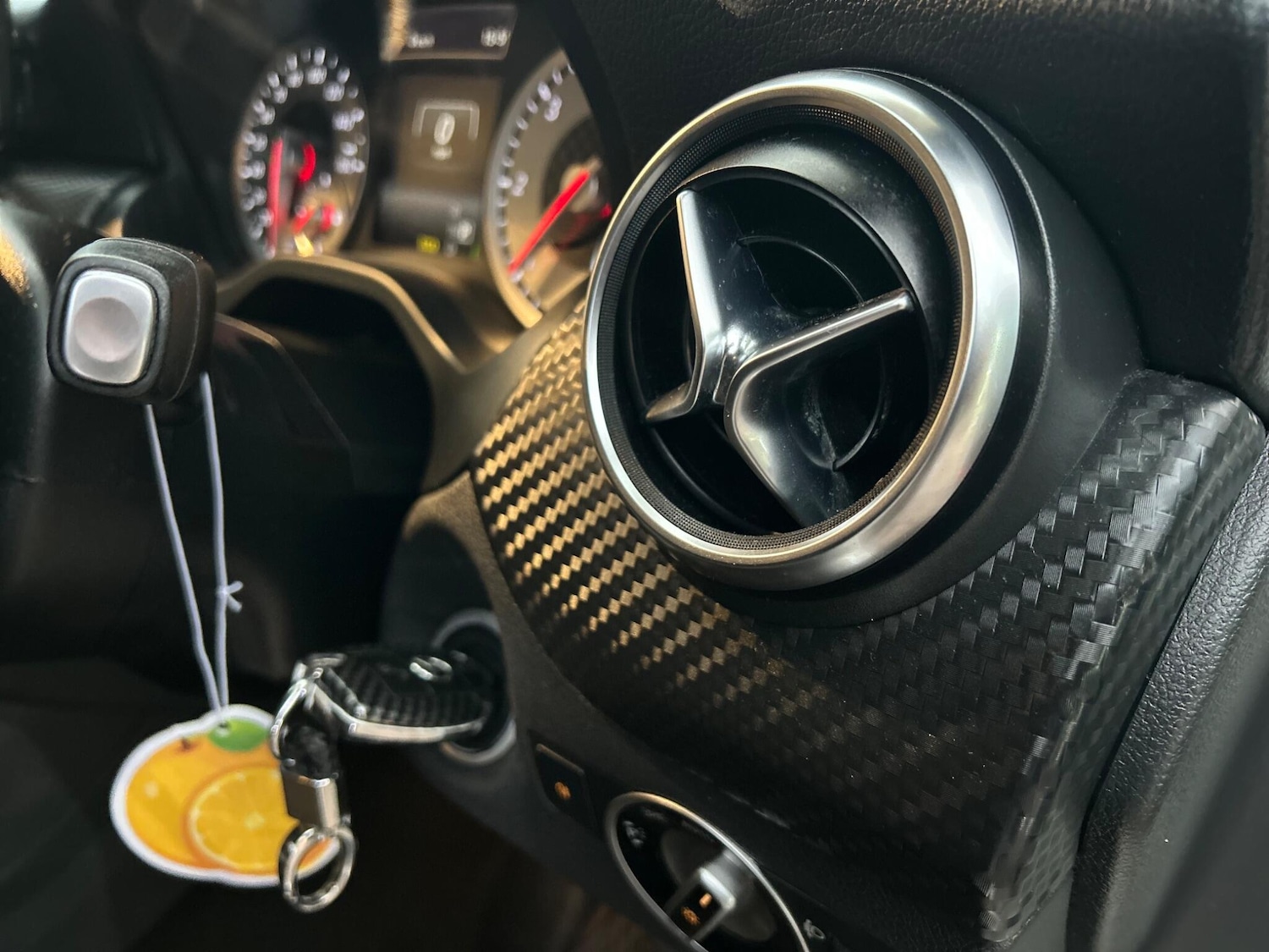 Used Mercedes-Benz A-Class 2014 for sale - 76688944: Photo 12