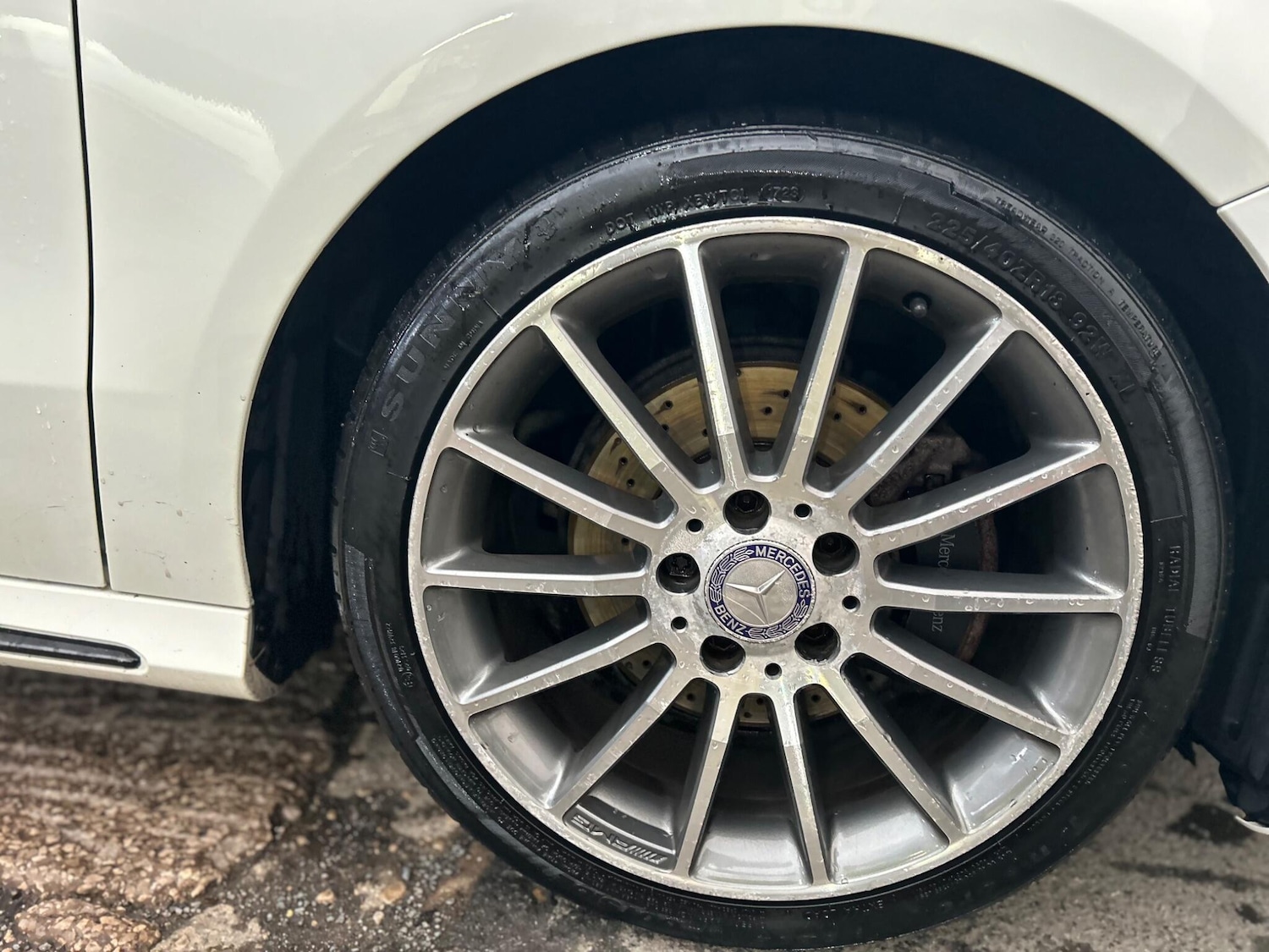 Used Mercedes-Benz A-Class 2014 for sale - 76688944: Photo 9